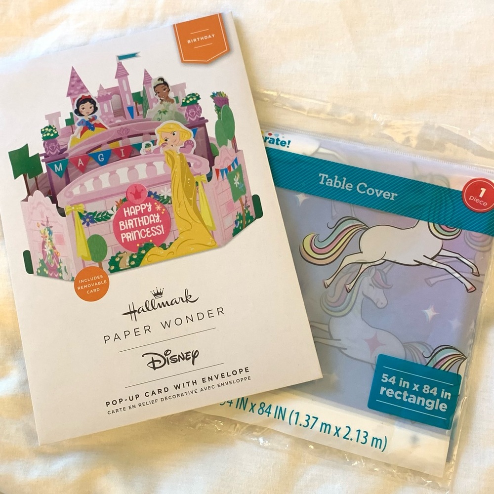 NIB - Disney Pop-Up Birthday Card with Envelope & Unicorn Table Cover